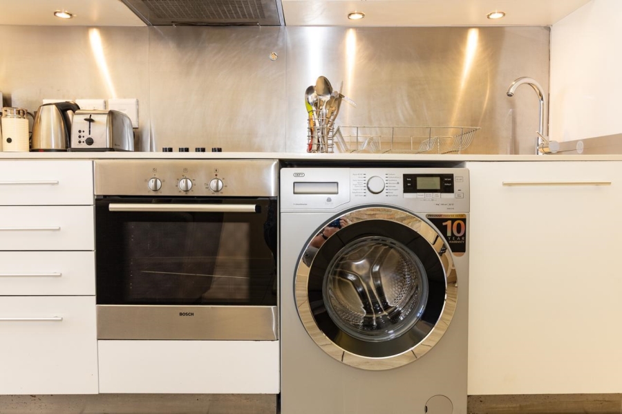 1 Bedroom Property for Sale in Cape Town City Centre Western Cape